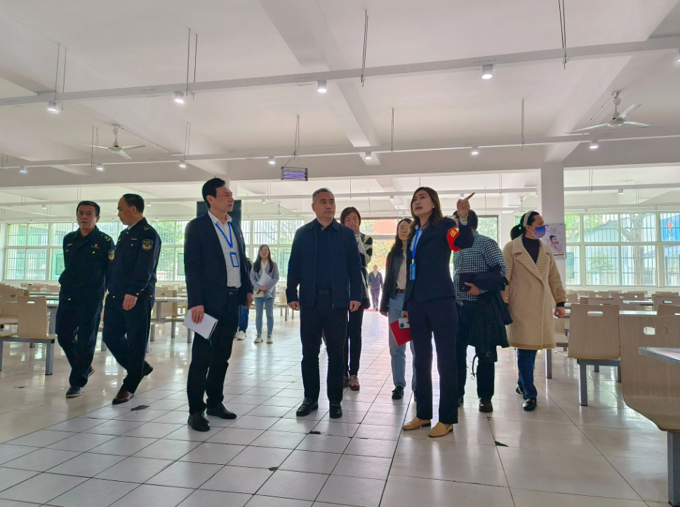 温江区政协副主席孙伟莅临我校督导调研食品安全管理工作