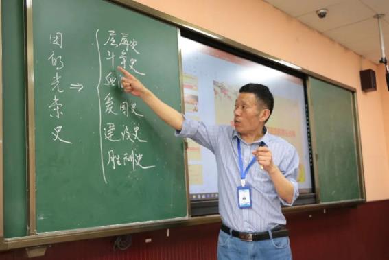 四川科创技工学校学党史图片