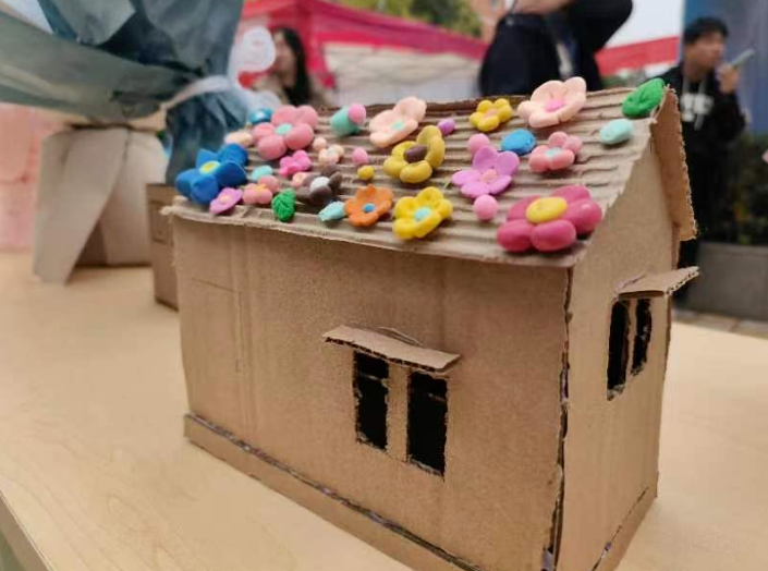 四川科创技工学校树无废新风 创建绿色校园 四川科创技工学校树无废新风 创建绿色校园