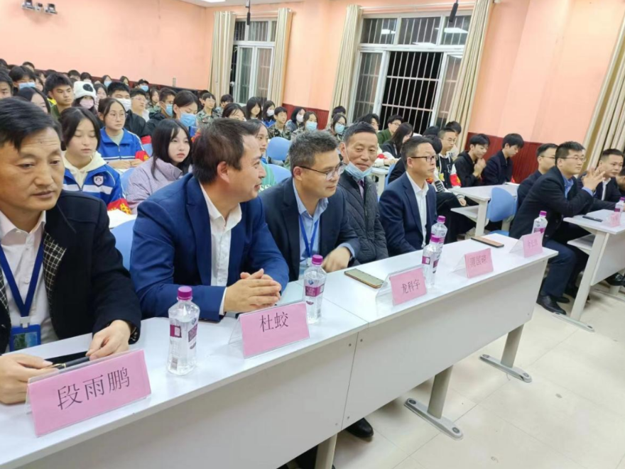 四川科创技工学校学生会第二届换届选举大会侧记