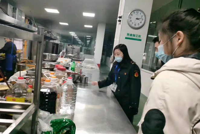 四川科创技工学校严把食品安全关