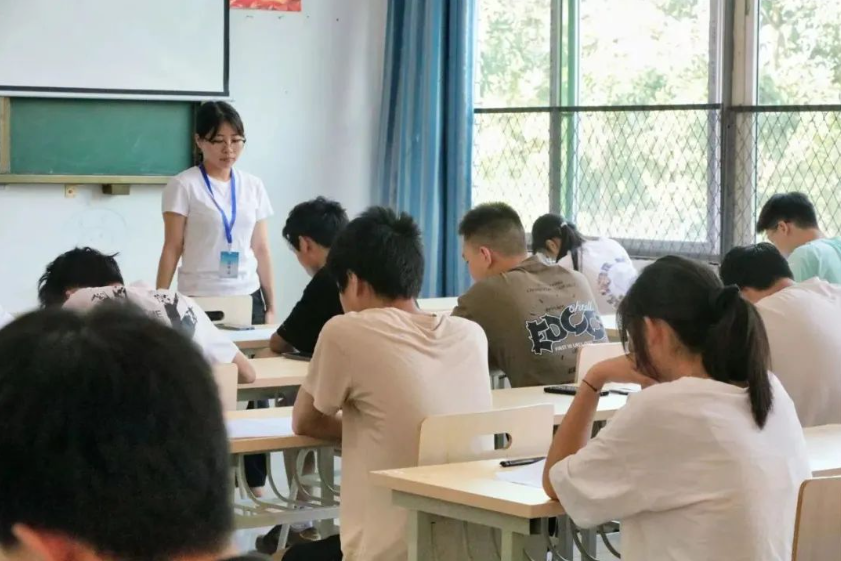 科创·动态|2023年春季期末考试进行中