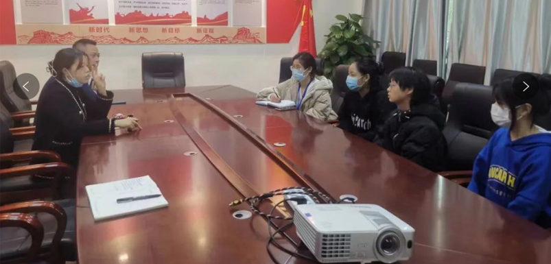 “食”话实说，共促成长，一同守护“舌尖上的安全” —— 我校组织召开食堂工作座谈会